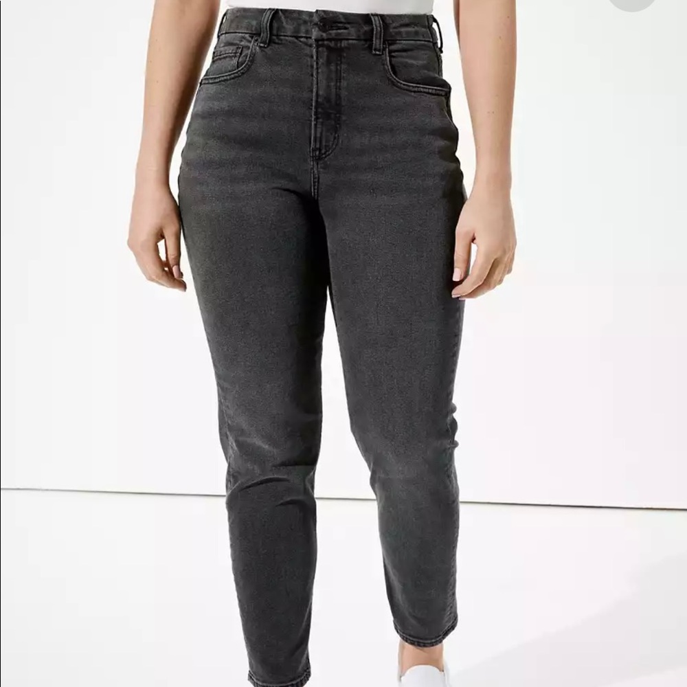 American Eagle Black Curvy Mom Jeans